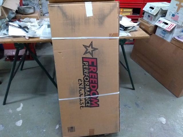 Escapes Harley Davidson Rocker/Breakout 08-17