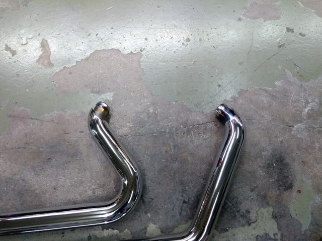 Escapes Harley Davidson Rocker/Breakout 08-17