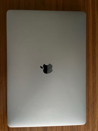 MacBook Pro 16 2019 i9 64RAM (pantalla rota)