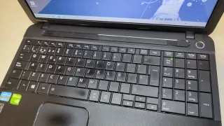 Ordenador Toshiba i3 8Gb RAM SSD 240Gb  W11 y Offi