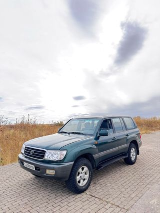 Toyota Land Cruiser 100 1999