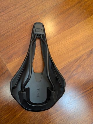 NUEVO Sillín FIZIK ARGO VENTO R5 negro 140MM