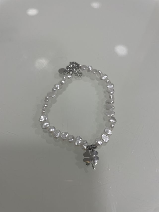 Pulsera trébol de la suerte perlas