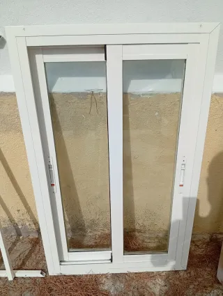 Ventana corredera aluminio blanco