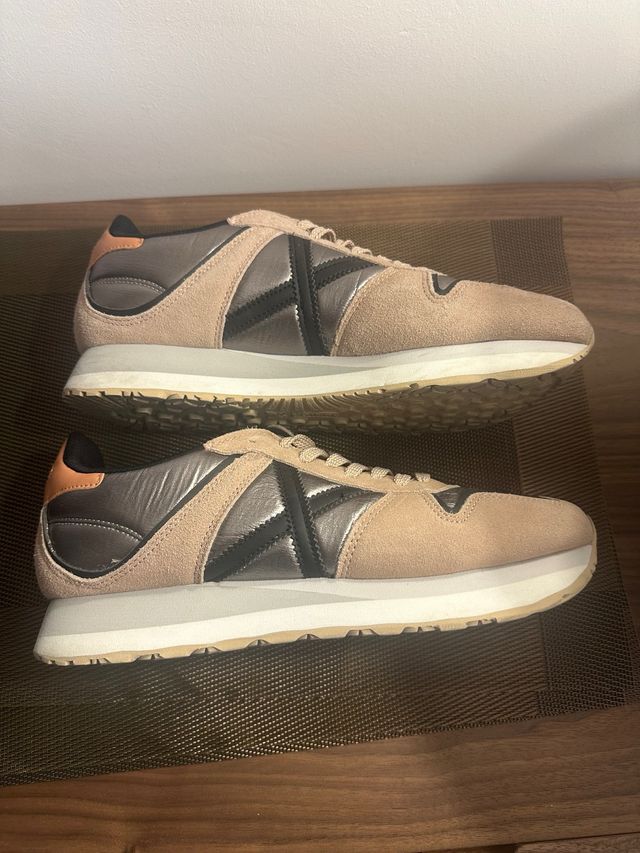 Zapatillas Munich Talla 41 Beige/Plata