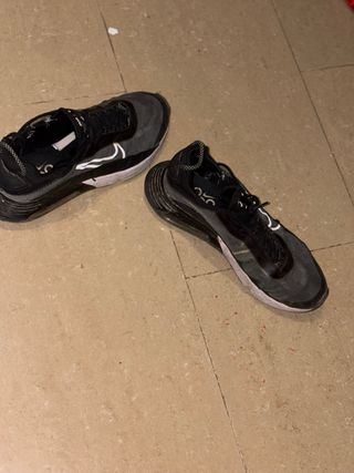 Zapatillas Nike Air Max 2090 Negras/Gris