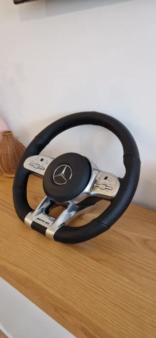 Volante Mercedes-Benz AMG