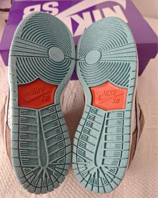 Nike Dunk SB Money