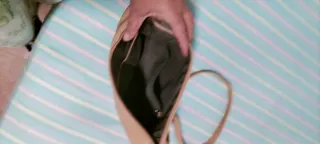 Bolso de hombro o bandolera color crema