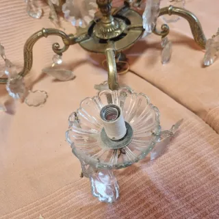 Lámpara de techo antigua de cristal y latón