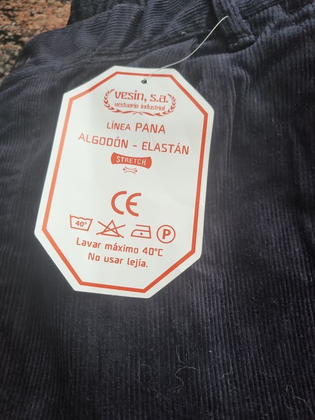 Pantalones pana multibolsillos