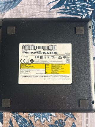 Samsung Ultra Thin DVD Writer SE-208