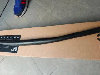 Manillar Carbono HBMP10 760mm