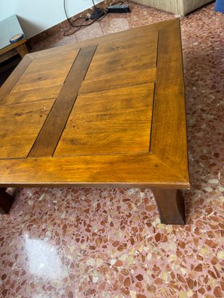 Mesa DE CENTRO baja cuadrada MAORI de Hévea