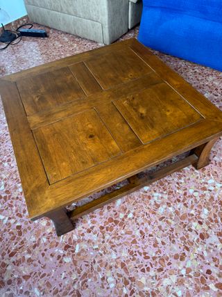 Mesa DE CENTRO baja cuadrada MAORI de Hévea