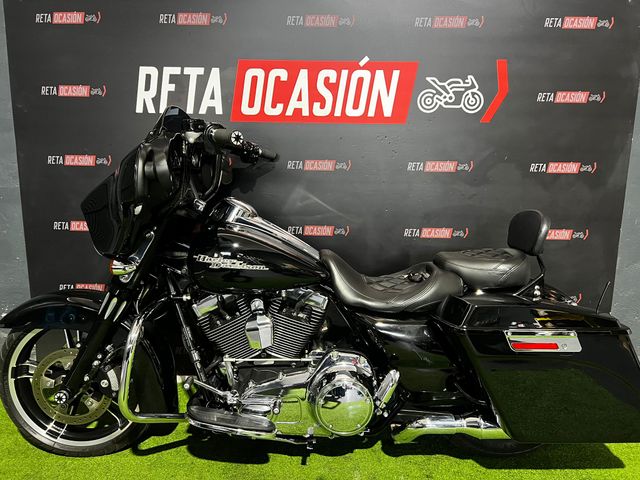 Harley Davidson Street Glide 107 (2013)