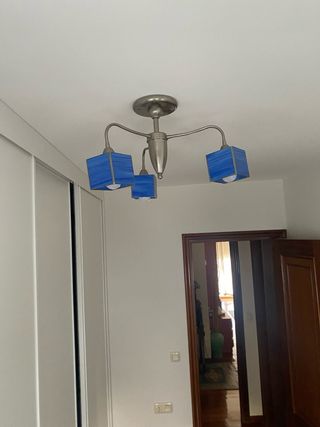 Lámpara de techo azul moderna