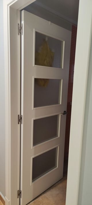 Puertas madera blanca salón madera maciza