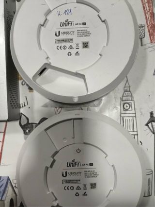 Ubiquiti UniFi APs y Switch