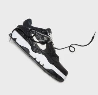 Zapatilla Nike Air Force 3 Low x Nigo Piel Charol.