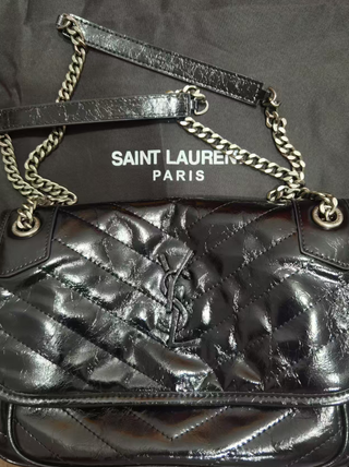 Bolso YSL Niki mediano de hombro o bandolera