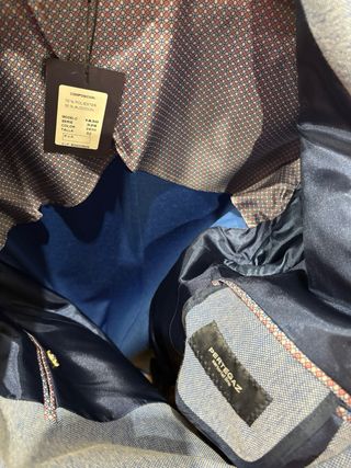 Americana de hombre azul