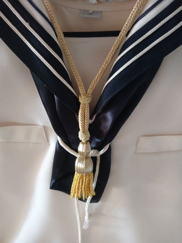 Traje de comunión de niño marinero nuevo