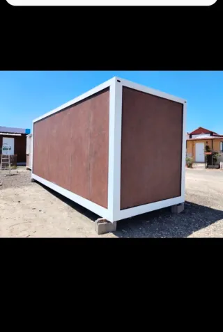 Caseta Panel Sándwich Marrón y Blanca