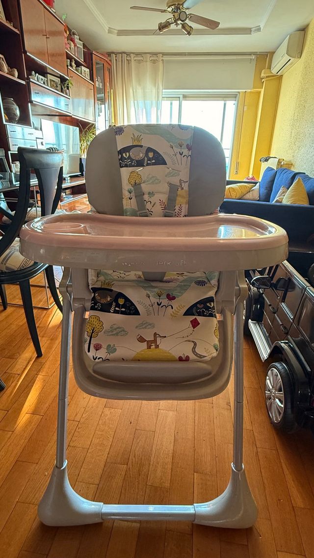 Trona de bebé plegable