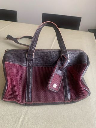 Bolso U marrón y granate de mano y de hombro
32x20