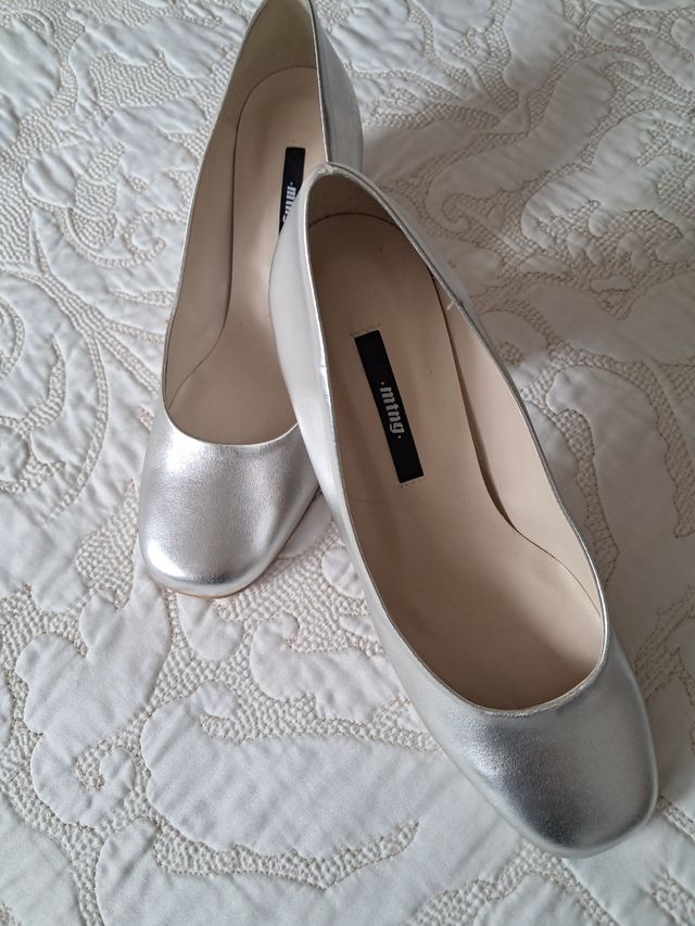 Zapatos de fiesta plateados