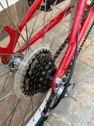 Bicicleta de Montaña Roja