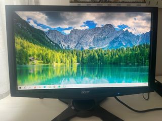 Pantalla de ordenador Acer negra