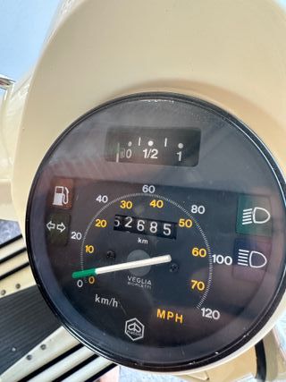 Vespa PX 200 Iris