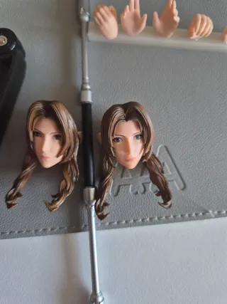 Figura Aeris y barret ff7