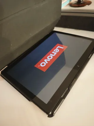 Tablet Lenovo con Alexa