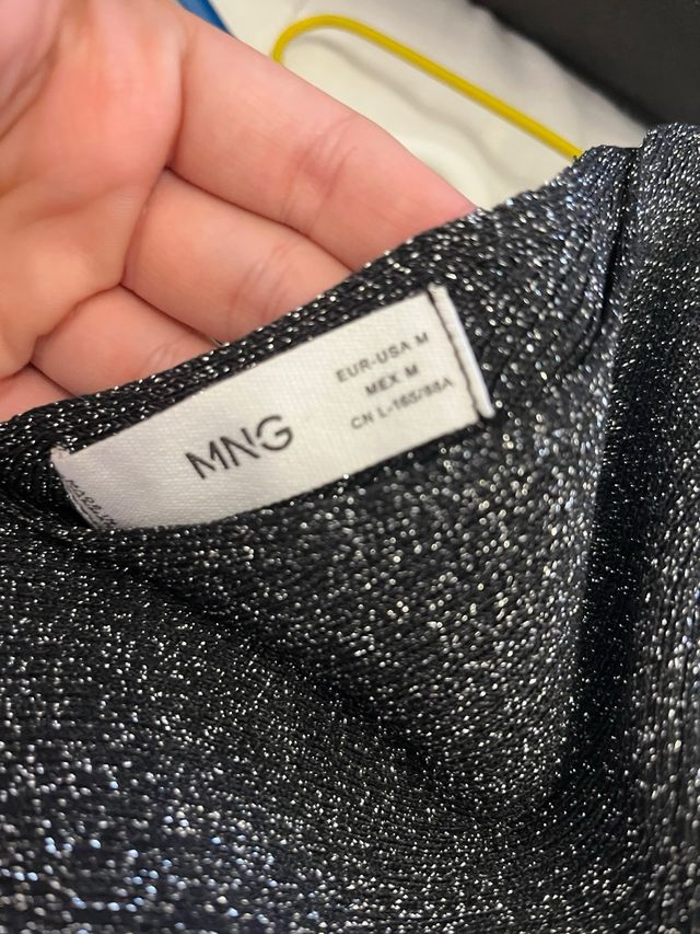 Top Mango brillante talla M