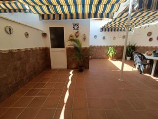Casa adosada en venta en Núcleo Urbano en Chiclana de la Frontera