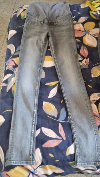Pantalón premamá H&M gris