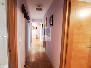 Piso en venta en Plaza España - Villa Pilar - Reyes Católicos - Vadillos en Burgos