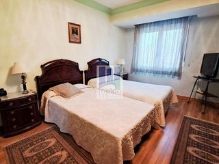 Piso en venta en Plaza España - Villa Pilar - Reyes Católicos - Vadillos en Burgos