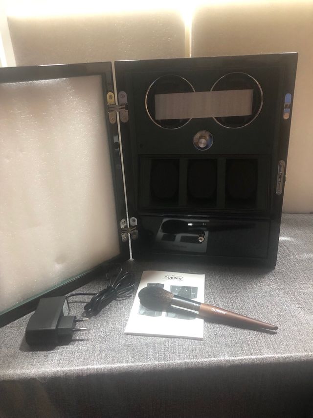 Caja para movimiento de relojes automáticos