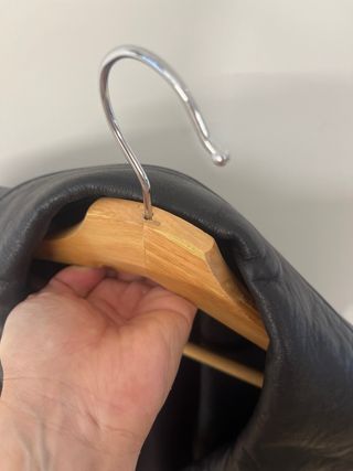 Chaqueta de piel para hombre.