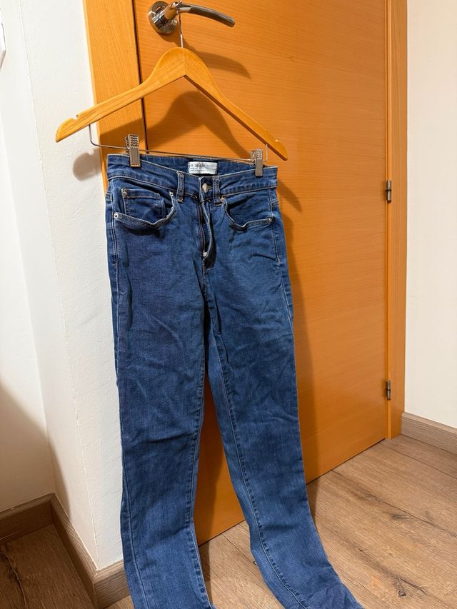 Vaqueros pitillo azules