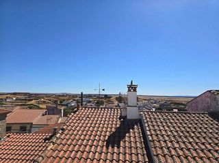Casa adosada en venta en Brozas