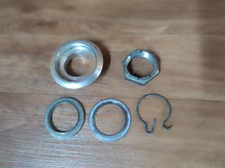 Triumph Sprint 1050 Tuerca Rueda Trasera