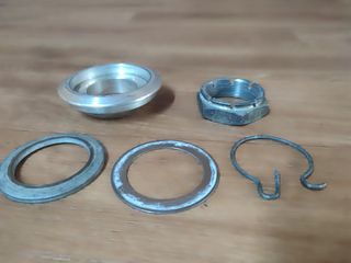 Triumph Sprint 1050 Tuerca Rueda Trasera