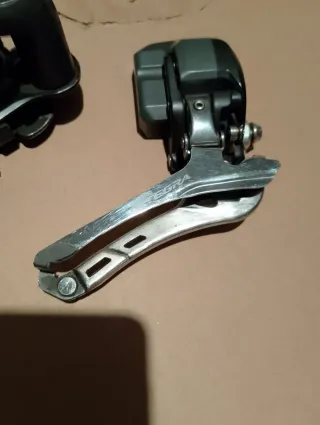 Shimano Ultegra 6770 Cambio y Desviador