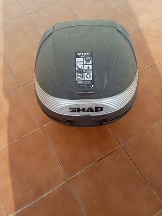 Maletero de moto SHAD