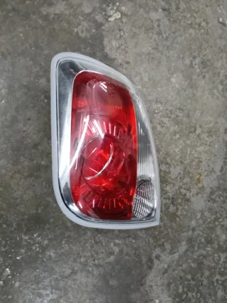 Piloto trasero izquierdo Fiat 500 ll
